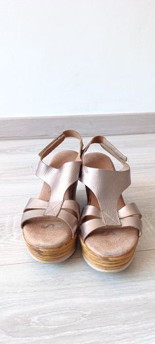 Sandalias cuña plata mujer