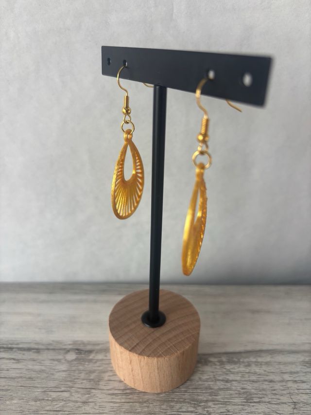 Pendientes dorados