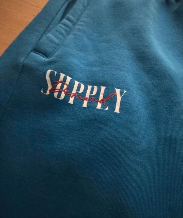 Pantalones Supply nuevos!