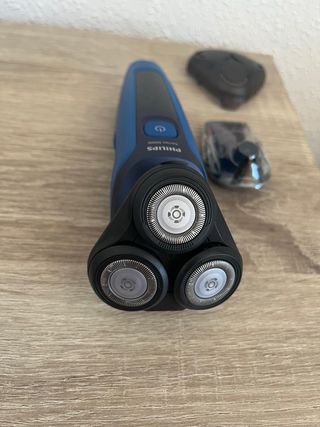 Afeitadora Philips Series 5000