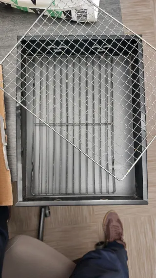 Barbecue da tavolo a carbonella