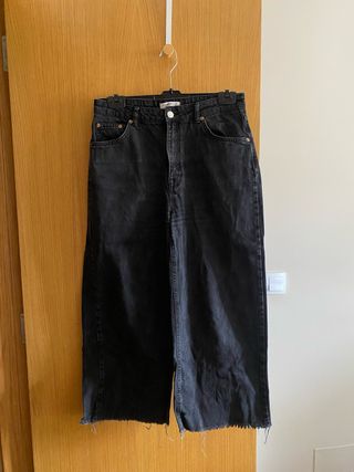 Pantalones P&B negros, estilo culotte