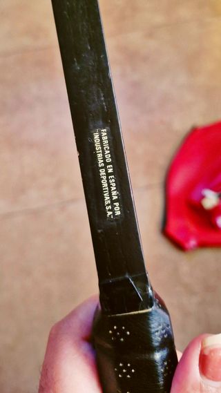 Raqueta Reno años 70/80 + funda
PRECIO NEGOCIABLE!