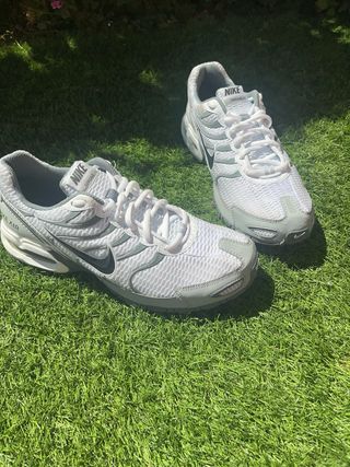 Zapatillas Nike Air Max nuevas (precio negociable)