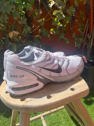 Zapatillas Nike Air Max nuevas (precio negociable)