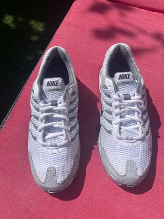 Zapatillas Nike Air Max nuevas (precio negociable)