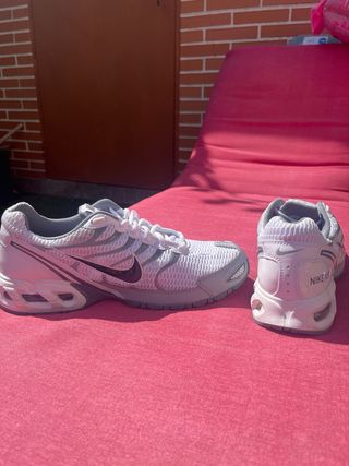 Zapatillas Nike Air Max nuevas (precio negociable)