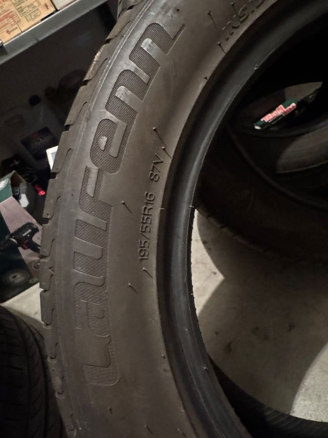 UNA Rueda Laufenn 195/55R16 87V