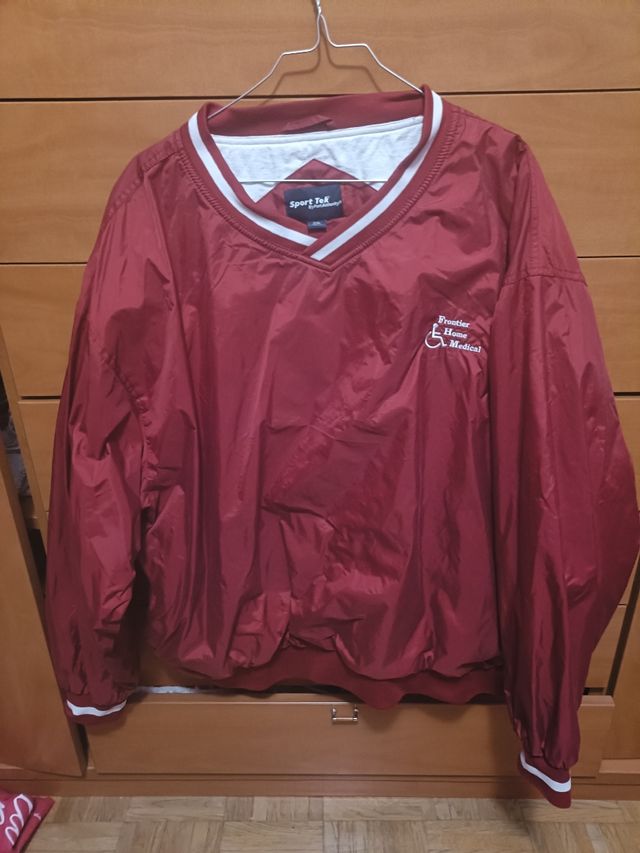 Chaqueta Sport Tek roja XL