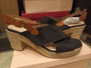 Zapatos NUEVOS tacón esparto negros
