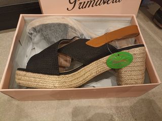 Zapatos NUEVOS tacón esparto negros