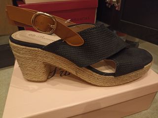 Zapatos NUEVOS tacón esparto negros