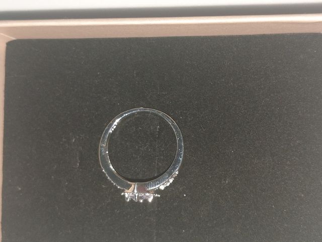 Anillo Plata con Zirconia