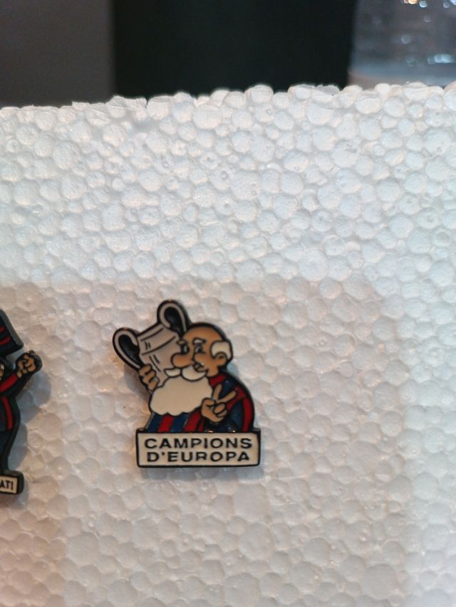 Pins Barça: El Futur, Homenaje, Champions