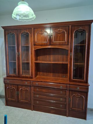 Mueble aparador madera clásico