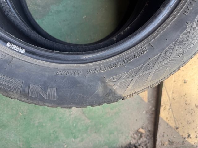 2 Neumáticos Nexen 205/60R16 92H