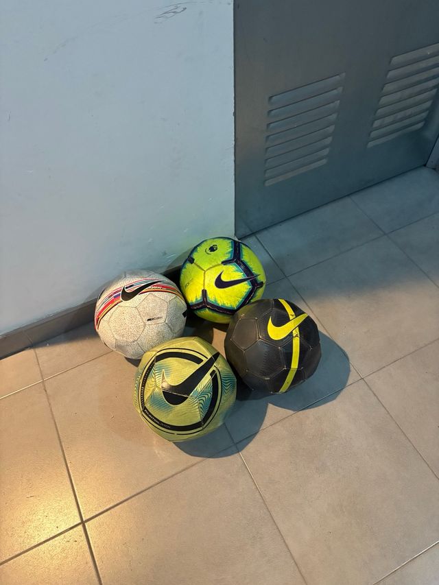 4 Balones Nike Fútbol