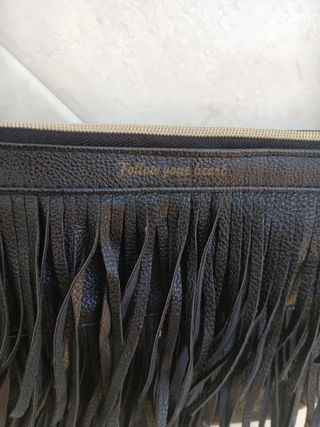 Bolso bandolera negro flecos H&M