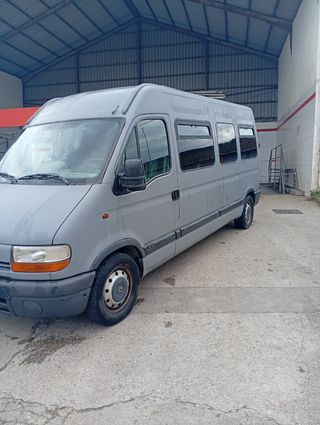 Renault máster 2.5 dci 120cv Se escuchan ofertas