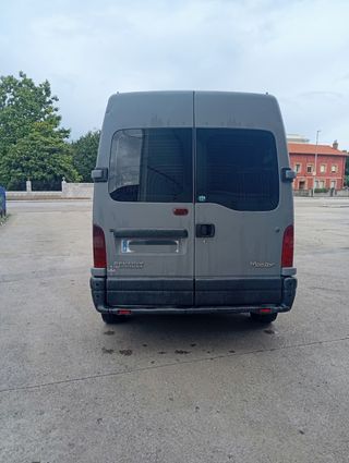 Renault máster 2.5 dci 120cv Se escuchan ofertas