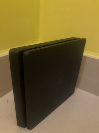 PS4 Slim 400GB - PlayStation 4