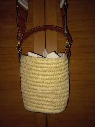 Bolso de rafia de Zara