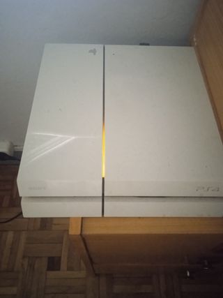 PS4 (PlayStation 4) Blanca