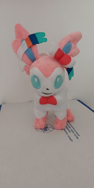 Peluche Sylveon Pokémon