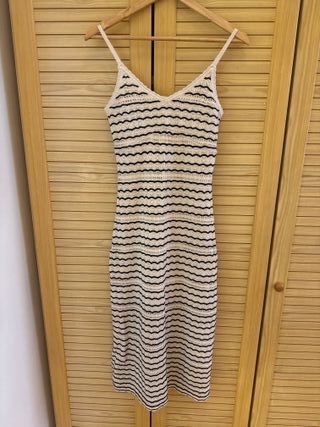 Vestido Hollister rayas beige-negro, talla S