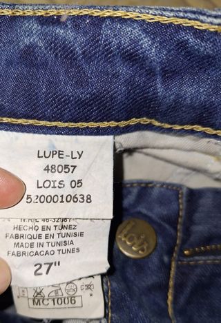 Vaqueros Lois acampanados talla 27