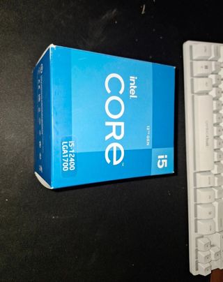 cpu Intel Core i5-12400 LGA1700 6 cores 12 Thread