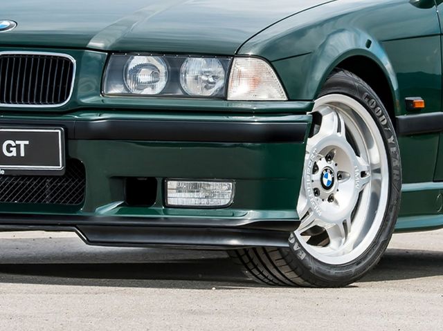 Toma de aire frenos BMW E36 