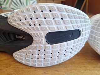 Zapatillas Nike Zoom Fly 6 talla 43.
