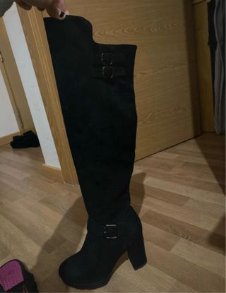 Botas altas negras tacón