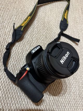 Nikon D5600 - Cámara réflex digital
