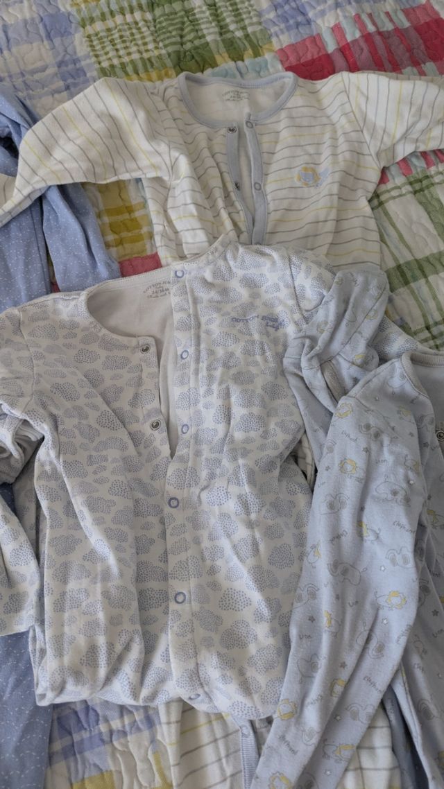 4 Pijamas bebé cuerpo entero