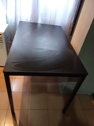 Mesa IKEA negra - Comedor