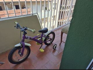 Bicicleta niña 12" usada