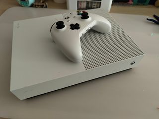 Xbox One S Digital Edition blanca