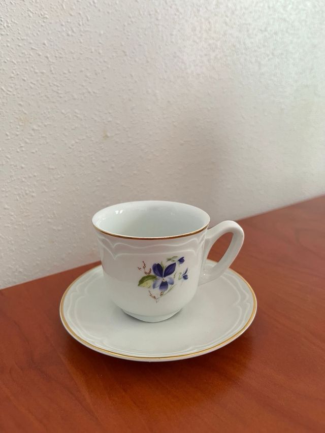 Juego café porcelana 12 tazas