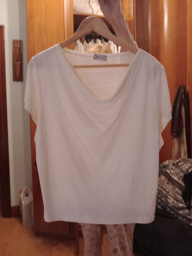 Conjunto blusa y chaqueta rosa