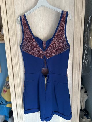 Mono corto azul marino y rosa