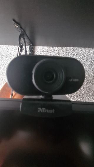 Webcam Trust 1080p con Micrófono