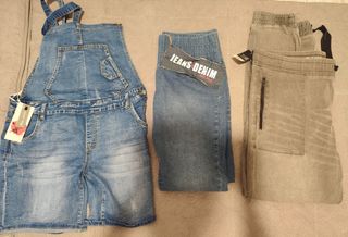 Vaqueros, peto y dos chaquetas 