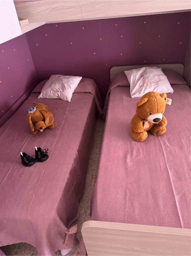 Cameretta bimbi: 3 lettini