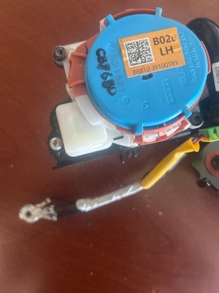 Cinturón Hyundai kona delantero izquierdo 