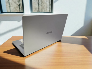 ASUS Laptop i5-16GB RAM-nvme 240GB