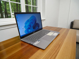 ASUS Laptop i5-16GB RAM-nvme 240GB
