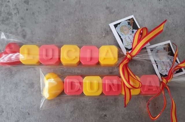 Jabones con nombres - recuerdos