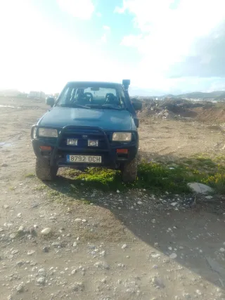 Nissan Terrano II 199